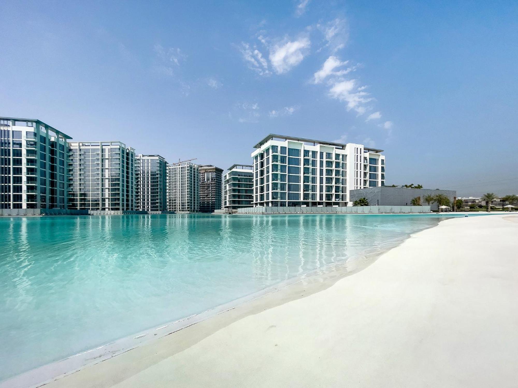 Beautiful 1br In Crystal Lagoon * Dubai
